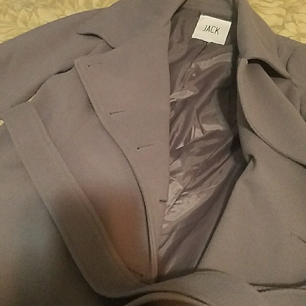 Coat - Picture 5 of 6